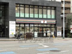 セブンイレブン　福岡六本松2丁目店