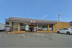 セブンイレブン　鳥栖弥生が丘店