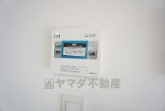 おいだき機能つきなのでお風呂に入る時間が異なるご家庭には嬉しいですね。ボタン一つで快適で便利な生活が＾＾