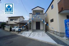 西鉄バス「レークヒルズ野多目」停まで徒歩5分＾＾大橋・博多方面行き。近隣に公園多数あり＾＾子育て世帯におススメの住環境です＾＾