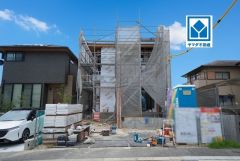 4LDK。24.6帖の広々LDK＾＾吹抜け＾＾敷地面積約49坪＾＾業務スーパー塚原台店、ロピア春日ナフコ店(車2分/600ｍ)＾＾