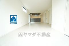 家族が集まる開放的なリビング。約19帖の大空間で毎日のお食事が楽しみです＾＾