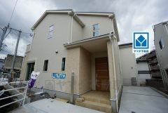 西鉄バス「中原」停まで徒歩5分＾＾「西鉄大橋」駅や「天神」方面へのバスが出ています。国道385号線まで車で6分。