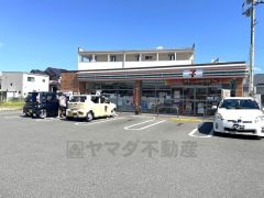セブンイレブン　福岡鶴田3丁目店