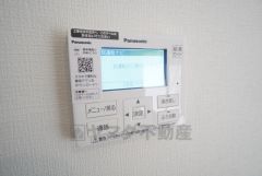 おいだき機能つきなのでお風呂に入る時間が異なるご家庭には嬉しいですね。ボタン一つで快適で便利な生活が＾＾