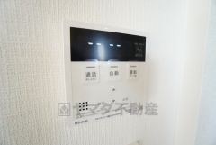 おいだき機能つきなのでお風呂に入る時間が異なるご家庭には嬉しいですね。ボタン一つで快適で便利な生活が＾＾