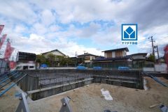 2号棟。コンビニ、スーパー、ドラッグストア徒歩11分圏内。周辺環境充実＾＾お問合せお待ちしております＾＾