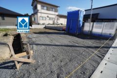 現地（2025年11月）撮影。 カースペース2台付き。