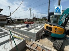 開放感のある角地＾＾西鉄「西鉄小郡駅」歩12分。都市部へのアクセス良好＾＾1ｋｍ圏にマックスバリュ、セブン、ローソン、ドラモリ、保育園、市役所など周辺環境充実＾＾