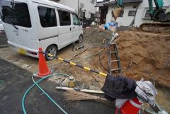 駐車スペースは並列2台分を確保。
