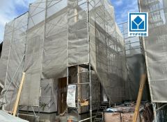 オール電化＾＾西鉄バス停歩1分。歩7分圏にマックスバリュ、コンビニ3種、保育園など周辺環境充実＾＾