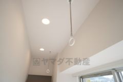 サンルームには物干し受けリングあり＾＾