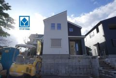 4LDK。日当たり、風通し良好＾＾全居室収納スペースあり。 カースペース2台確保＾＾（車種による）