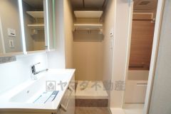 ランドリースペース上部には棚付き＾＾