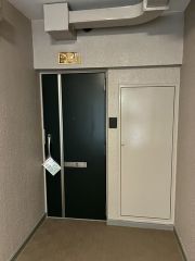 家の顔となる玄関扉がかっこいいと、たくさんの人を招き入れたくなりますね＾＾