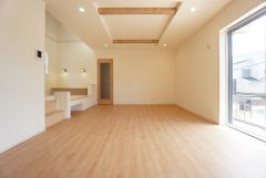 将来にわたって住みやすくプランニングを重ねて設計された間取で日々の生活をしやすい動線を考えた居住空間を創り上げております＾＾