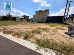 大通りから離れた静かな住宅地。快適でゆとりのある生活空間で新生活を始めましょう^^