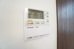 おいだき機能つきなのでお風呂に入る時間が異なるご家庭には嬉しいですね。ボタン一つで快適で便利な生活が＾＾