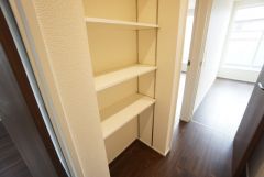 2階ホールには可動棚付き＾＾