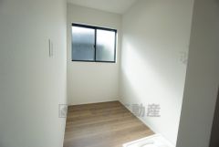 ランドリールームがあるので部屋干し派の方におススメです＾＾