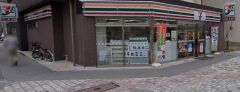 セブンイレブン　福岡築港本町店