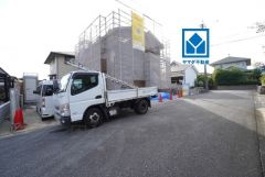 住人以外の車の進入も少なく、小さなお子様を持つご家庭にも安心です。