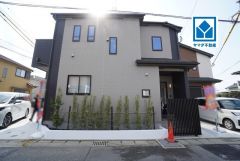 角地＾＾西鉄バス「須玖」歩3分。博多井尻大橋など多方面行き＾＾徒歩　公園3分、ドラモリ4分、サニー6分など周辺環境充実＾＾