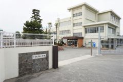 七隈小学校