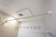 浴室暖房乾燥機付きなので梅雨時期などのお洗濯に便利ですね。