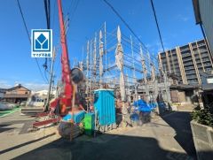 4LDK＾＾床暖房付き＾＾南向きで陽当たり良好＾＾歩6分圏にハカタミスト、明治屋ジャンボ、ミニストップ、ファミマ、ココカラファイン、保育園など周辺環境充実＾＾