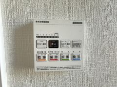 浴室暖房乾燥機には、暖房、乾燥、涼風、換気の4つの機能が付いています。タイマー付きです。換気・雨の日の洗濯も安心です＾＾