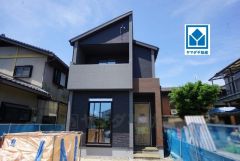 スーパーや飲食店などを備えたフレスポ鳥栖まで車約5分（1.5ｋｍ）。LDK広々20帖、2面バルコニー＾＾