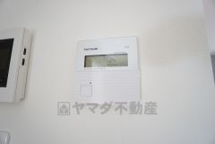 リビング一部とキッチンに床暖房完備＾＾寒さの厳しい日でも体を芯から暖めてくれますね＾＾