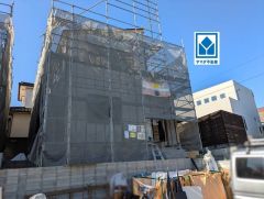 4LDK。日当たり、風通し良好。全居室収納スペースあり。カースペース2台確保＾＾（車種による）