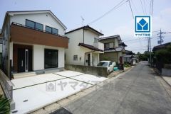 前面道路は南西側約4.3ｍの公道に面しています＾＾