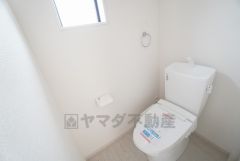 1階2階の2ヶ所にトイレがありますので、忙しい朝にも家族に気を使わず、ゆとりが生まれますね＾＾