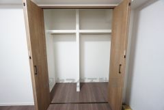 全居室収納スペース付き。