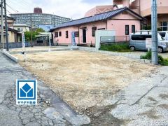 角地＾＾春日北小学校すぐ＾＾歩1分。歩5分圏にサニー、セブン、幼保育園、病院、ドラッグストアなど周辺充実＾＾