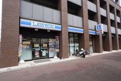 ローソン　博多築港本町店