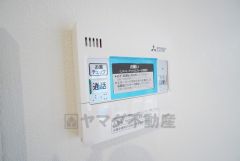 おいだき機能つきなのでお風呂に入る時間が異なるご家庭には嬉しいですね。ボタン一つで快適で便利な生活が＾＾