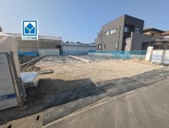 ＭｒＭａｘすぐ隣＾＾西鉄バス「上長尾」歩2分。博多駅・天神方面行＾＾