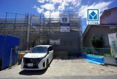 1号棟完成予想図。 全2棟。流行に左右されないベーシックなカラーリングは、永住にふさわしい佇まいです。