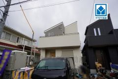 1号棟。スーパー・コンビニ・ドラッグストアなど周辺環境充実＾＾ JR鹿児島本線「笹原」駅まで徒歩約17分。