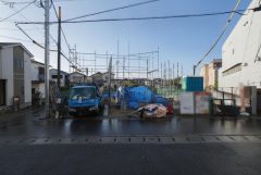 駐車スペースはゆとりある2台分を確保。マイカー用に、お客さま用に、余裕を持ってご利用いただけます。