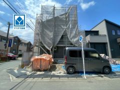 開放感のある角地。ＭｒＭａｘすぐ隣＾＾西鉄バス「上長尾」歩2分。博多駅・天神方面行＾＾