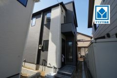 全2区画の新築戸建です。 歩10分圏：ロピア・白水大池公園・ナフコ・ＭｒＭａｘ・ローソン・ファミマなど。西鉄バス「松ヶ丘団地」停歩6分。大橋駅行き＾＾