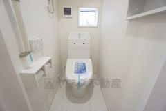 トイレは1階と2階それぞれに設けられています。
