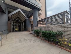 清掃の行き届いたきれいなエントランス＾＾