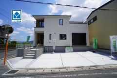 開放感のある角地＾＾敷地約49坪。イオンモール筑紫野(車5分/1.8ｋｍ)