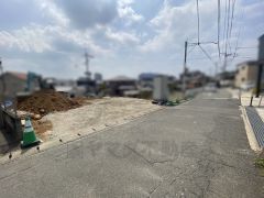 前面道路含む現地写真。